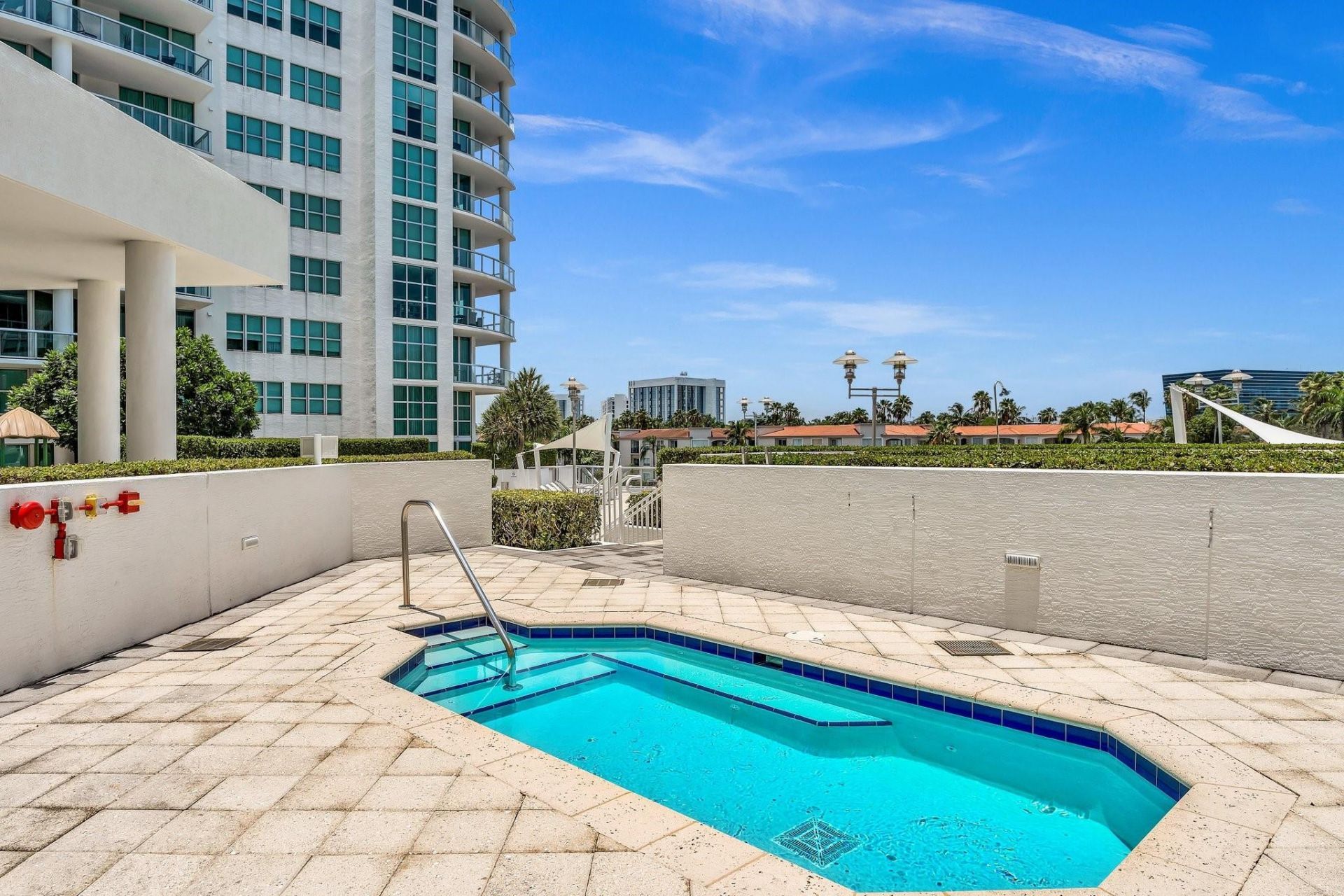 3131 NE 188th Street, Unit 2-1201, Aventura, FL 33180 Photo