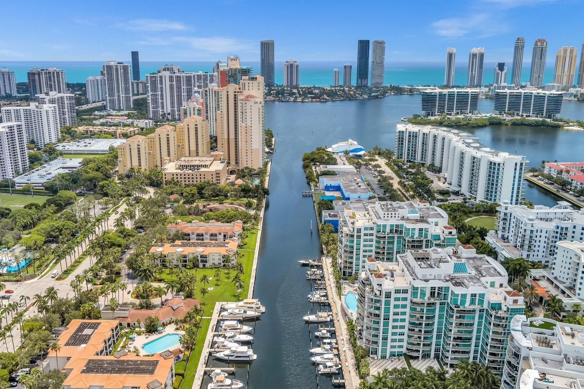 3131 NE 188th Street, Unit 2-1201, Aventura, FL 33180 Photo