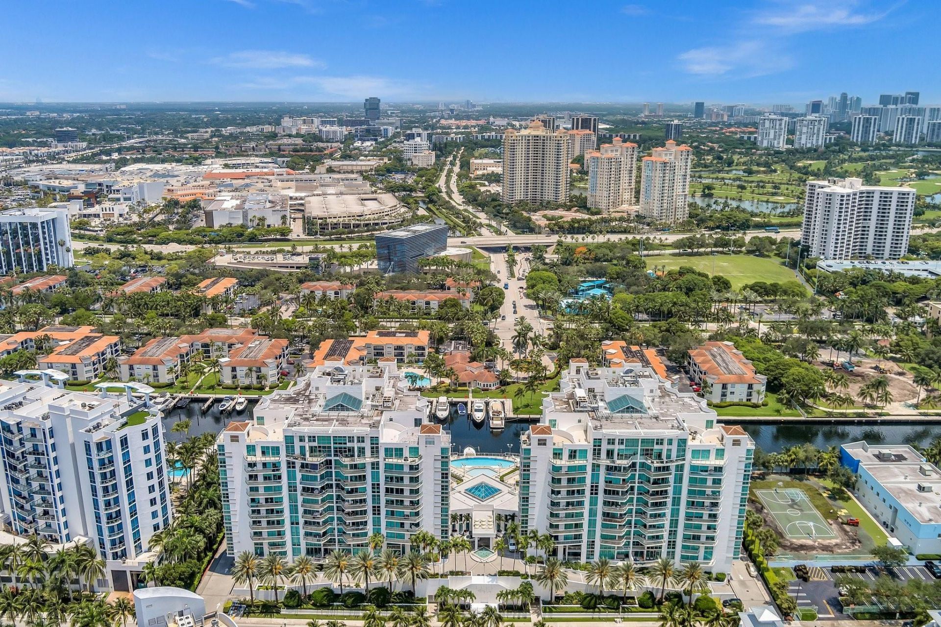 3131 NE 188th Street, Unit 2-1201, Aventura, FL 33180 Photo