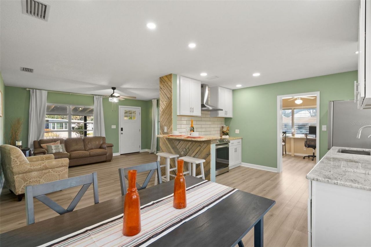 1831 Meadowbrook Avenue, Lakeland, FL 33803 Photo