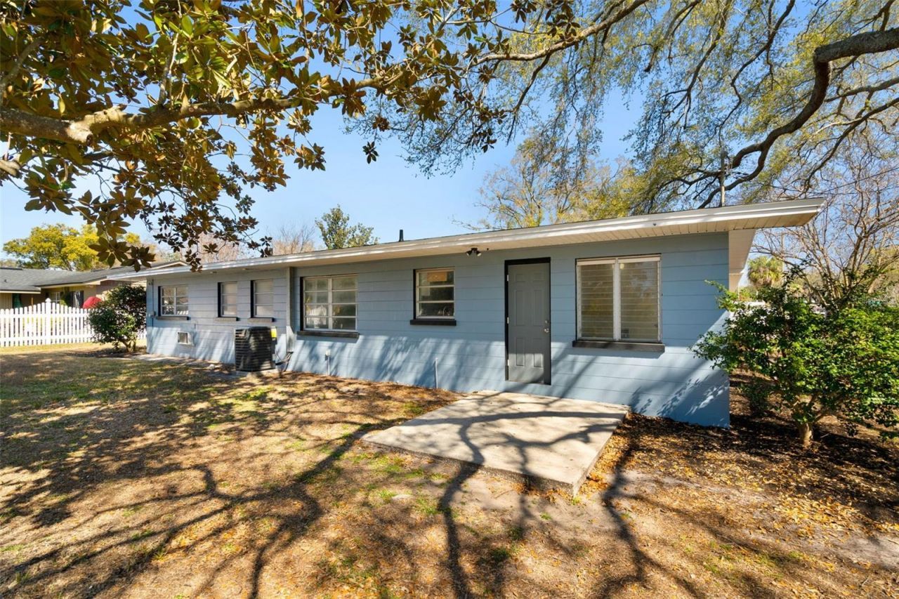 1831 Meadowbrook Avenue, Lakeland, FL 33803 Photo