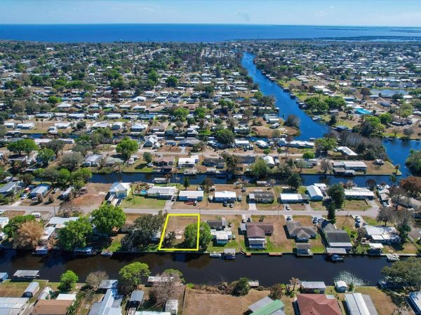 2937 SE 21st Ct, Okeechobee, FL 34974