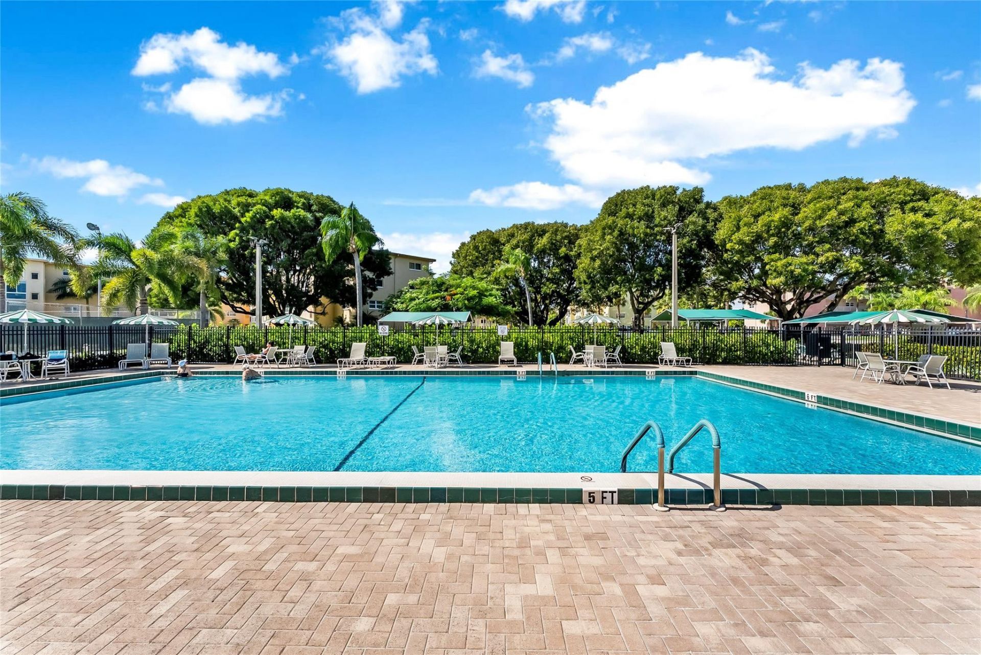 2615 NE 3rd Court, Unit 220, Boynton Beach, FL 33435 Photo