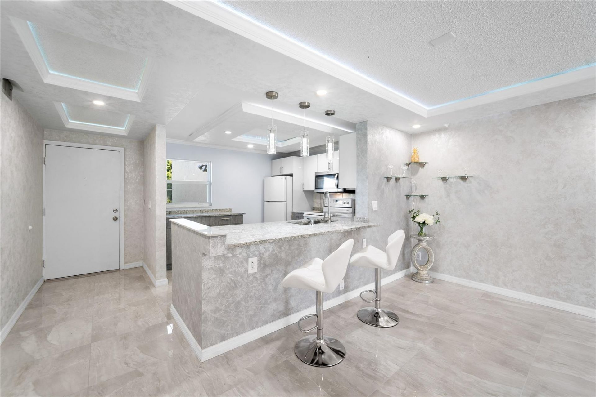 2615 NE 3rd Court, Unit 220, Boynton Beach, FL 33435 Photo