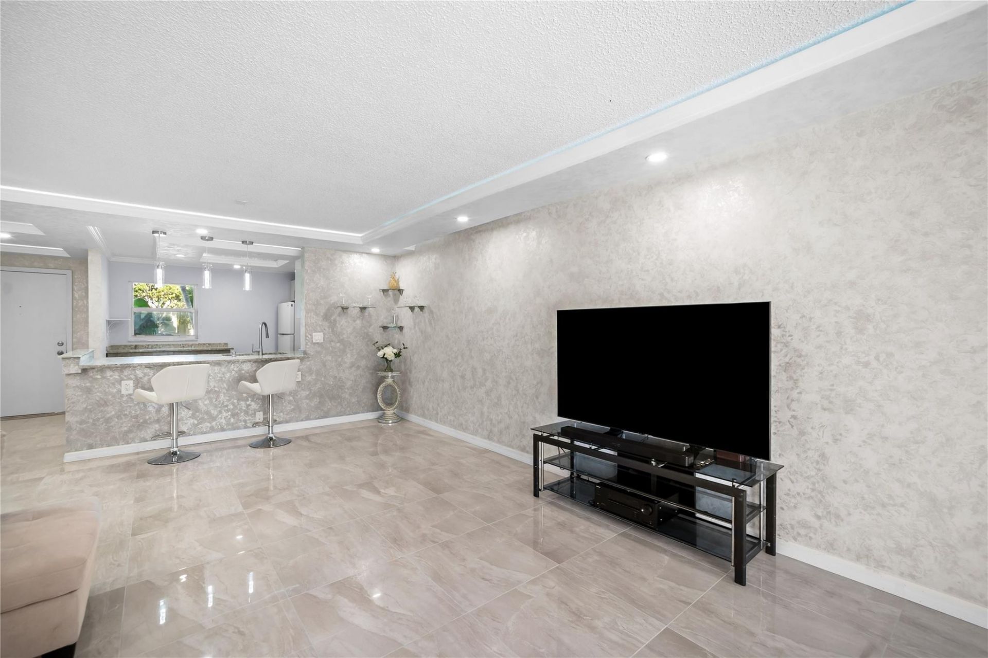 2615 NE 3rd Court, Unit 220, Boynton Beach, FL 33435 Photo