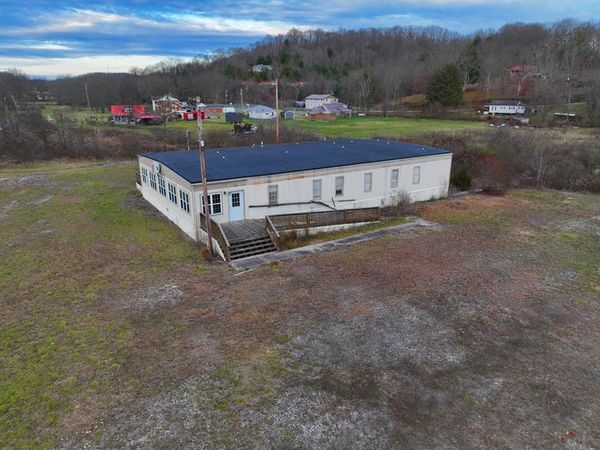 264 COAL RIVER ROAD, GLEN DANIEL, WV 25844