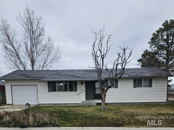10650 W Red Fox Ct, Boise, ID 83709