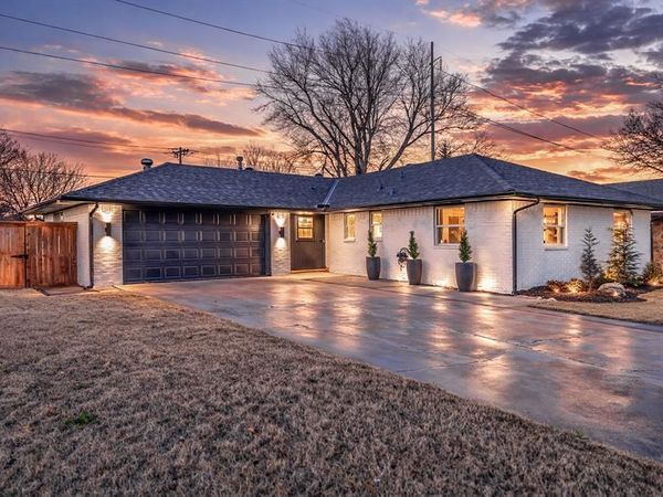 201 S Elwood Drive, Edmond, OK 73013