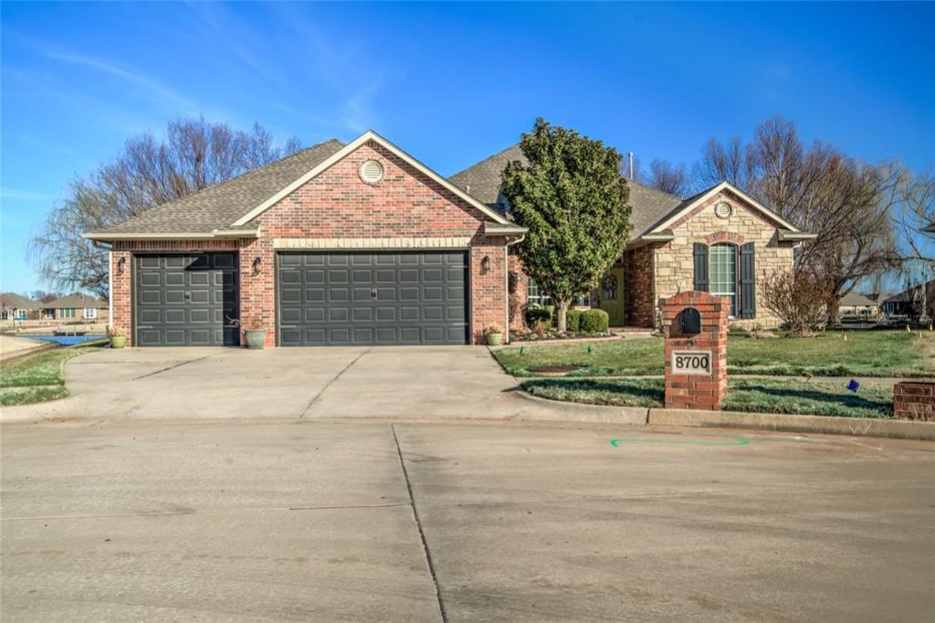 8700 NW 72nd Court, Warr Acres, OK 73132 Main Photo