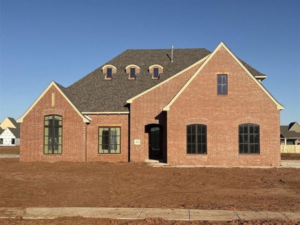 411 Venetian Avenue, Piedmont, OK 73078