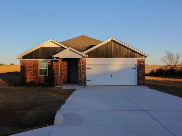 301 Wrangler Pass, Stillwater, OK 74074