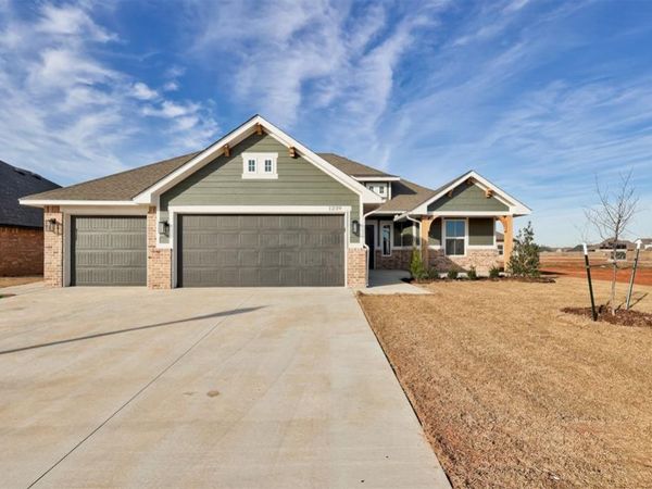 1239 Copper Ridge Circle, Piedmont, OK 73078