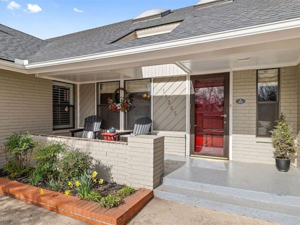11305 Cedar Hollow Road, Oklahoma City, OK 73162