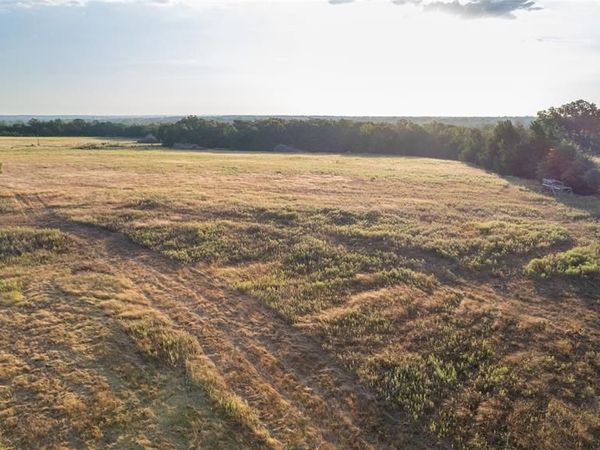 S 3400 Road, Chandler, OK 74834