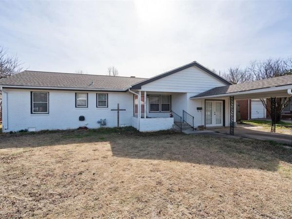 1716 S Walnut Street, Pauls Valley, OK 73075