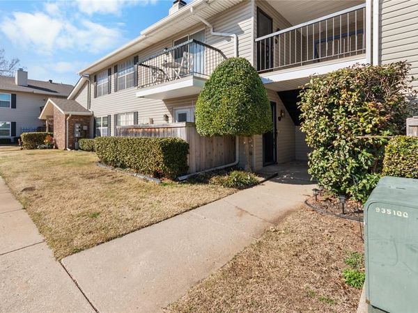 3200 W Britton Road, Unit 105, The Village, OK 73120