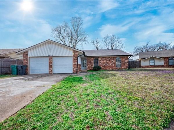 5009 Oak Manor Drive, Oklahoma City, OK 73135
