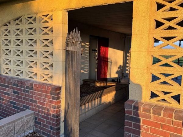 8313 23rd, Lemoore, CA 93245