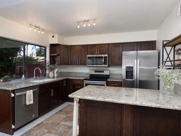 2925 Via Libertad, Carlsbad, CA 92010