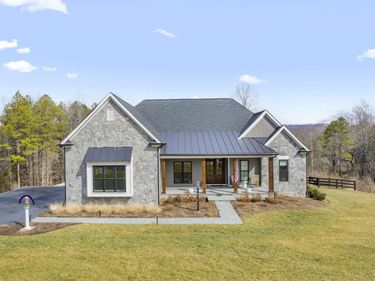 2019 FAIRHILL MOUNTAIN VIEW, Charlottesville, VA 22903