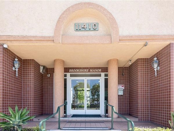 11410 Brookshire, Unit 117, Downey, CA 90241