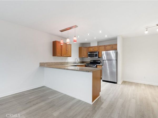 3050 S Bristol Street, Unit 15U, Santa Ana, CA 92704