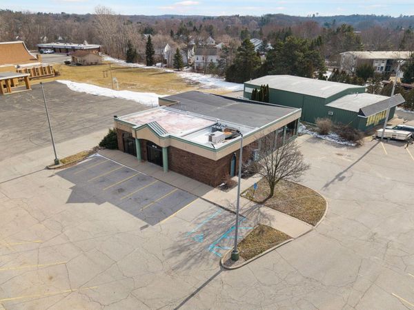 4214 Plainfield Avenue NE, Grand Rapids, MI 49525