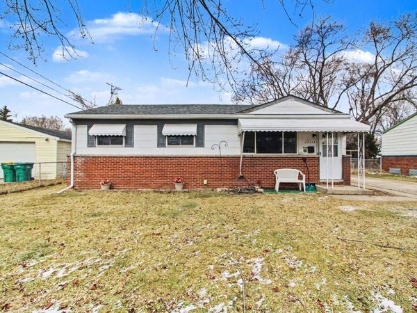 2329 Brooktree Court, Ypsilanti, MI 48198