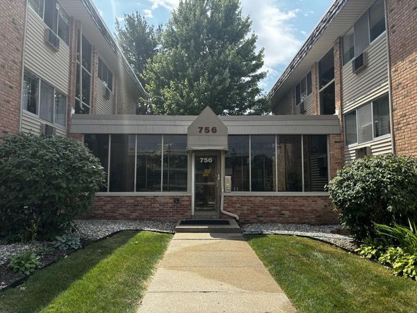 756 W Kilgore Road, Unit 304, Kalamazoo, MI 49008