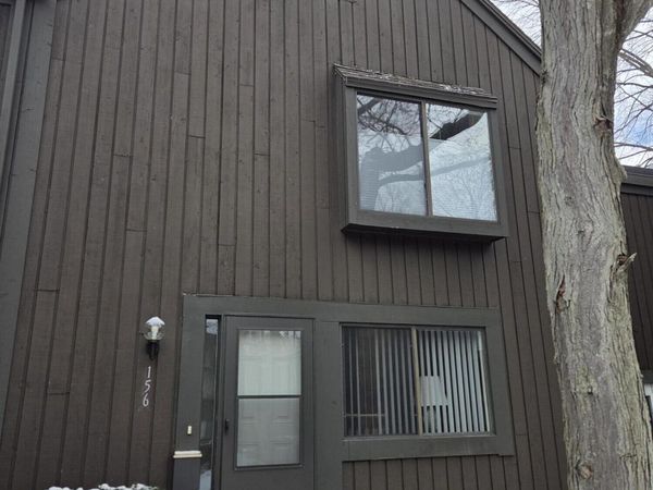 156 Carberry Hill Court, Kalamazoo, MI 49006