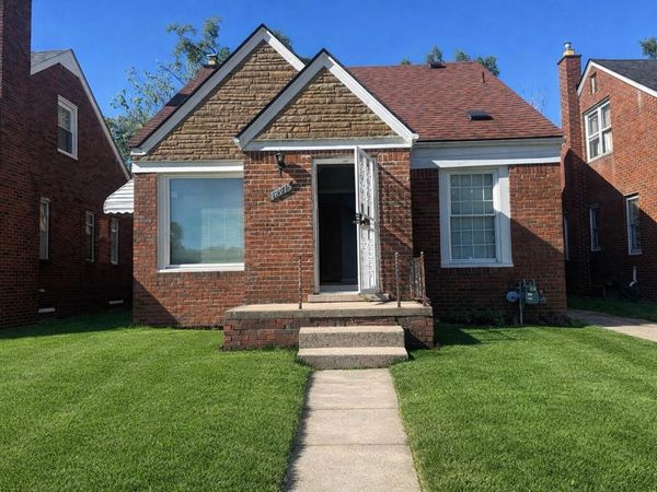18915 Hamburg Street, Detroit, MI 48205
