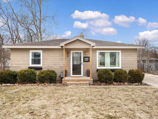 5657 Averill Avenue SW, Grand Rapids, MI 49548