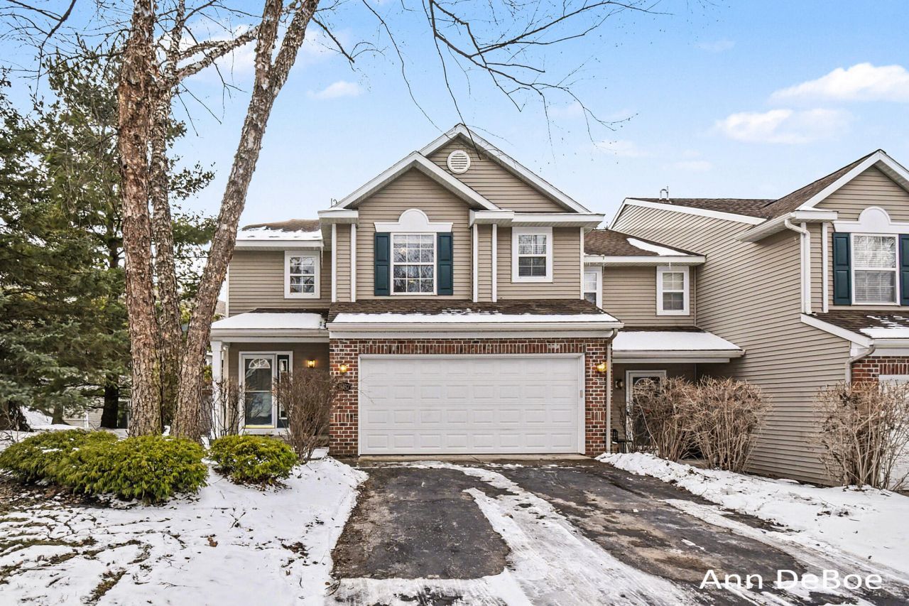 5957 E Lyn Haven Drive Se, Grand Rapids, MI 49512 Main Photo