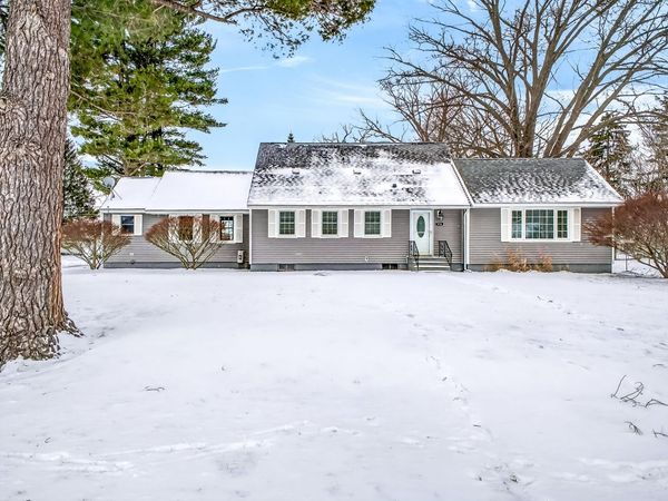 936 S Division Street, Whitehall, MI 49461