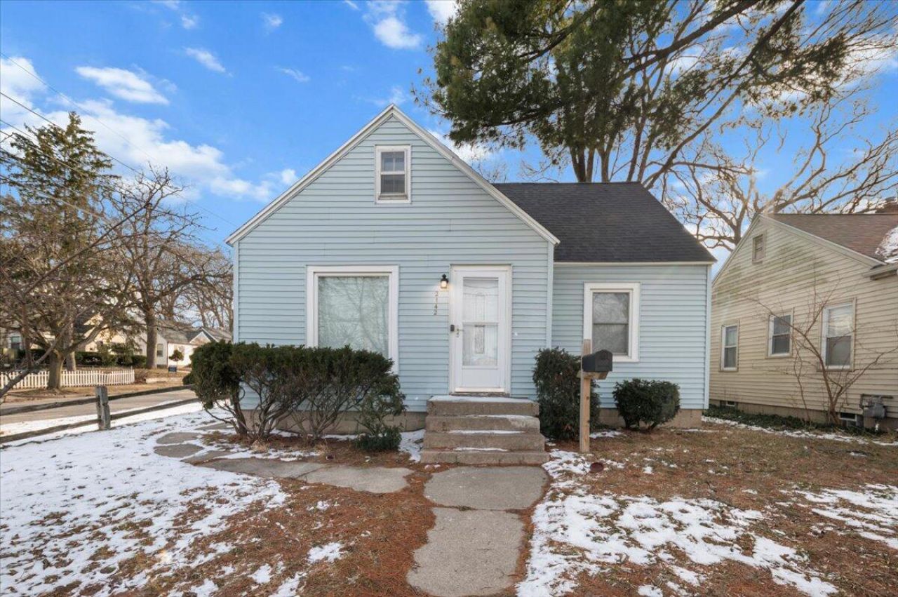 2142 Kalamazoo Avenue Se, Grand Rapids, MI 49507 Main Photo