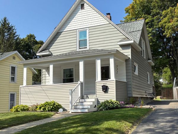 532 N Michigan Avenue, Hastings, MI 49058