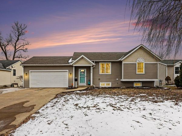 2978 Sunrise Avenue, Holland, MI 49424