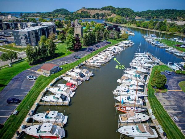 96 Wharfside, Grand Haven, MI 49417