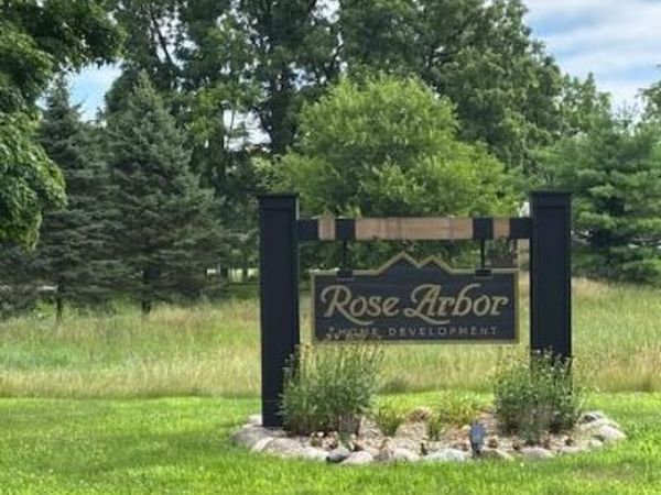 5476 Sundowner Lane, Kalamazoo, MI 49009