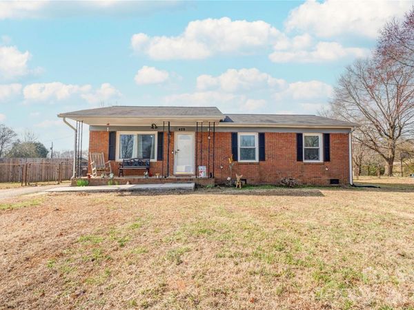 425 Farmview Drive , Gastonia, NC 28056