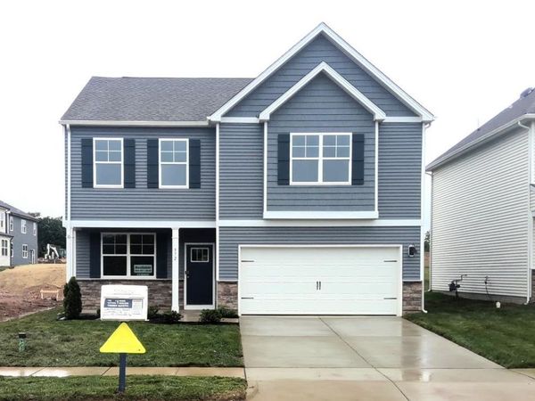 572 SUMMERCREST AVE, WAYNESBORO, VA 22980