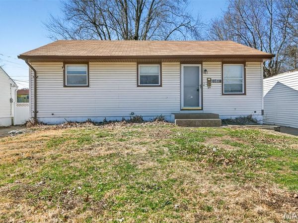 10519 Renfrew Drive, St Louis, MO 63137