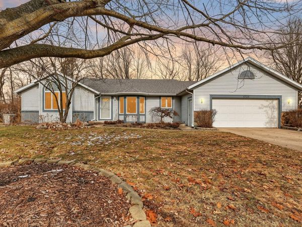 6723 Gran Via Drive NE, Rockford, MI 49341