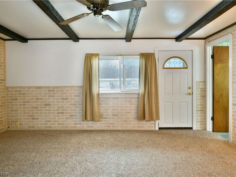 878 Ridge Road, Vienna, OH 44473 Photo 25