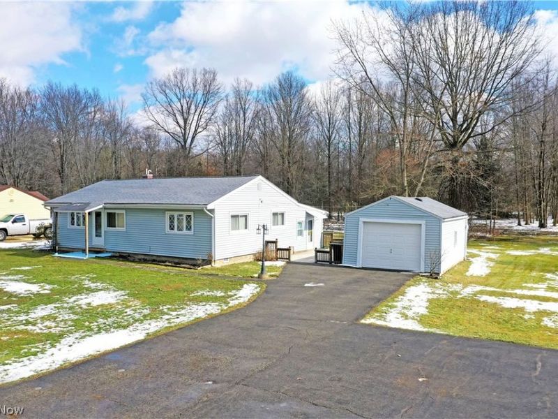 878 Ridge Road, Vienna, OH 44473 Photo 3