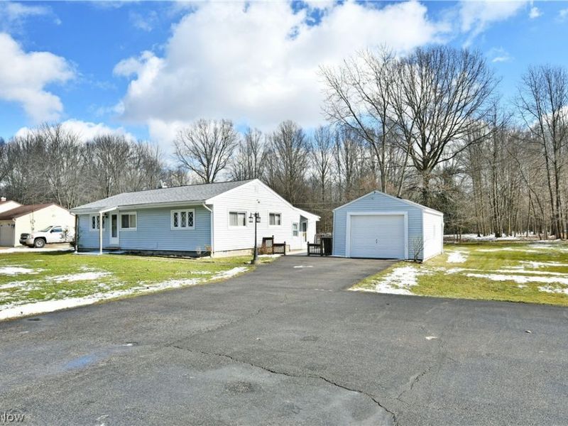 878 Ridge Road, Vienna, OH 44473 Photo 4