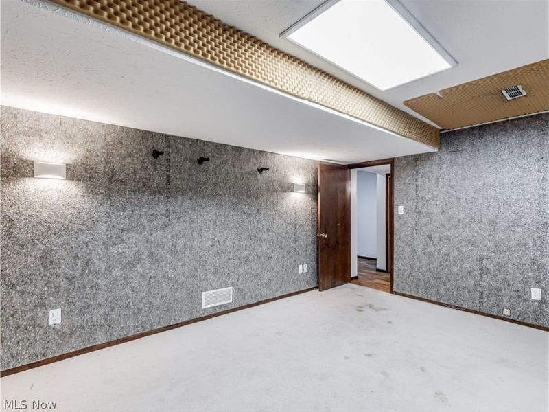 2675 Warrensville Center Road, Unit 2, Shaker Heights, OH 44122 Photo 29