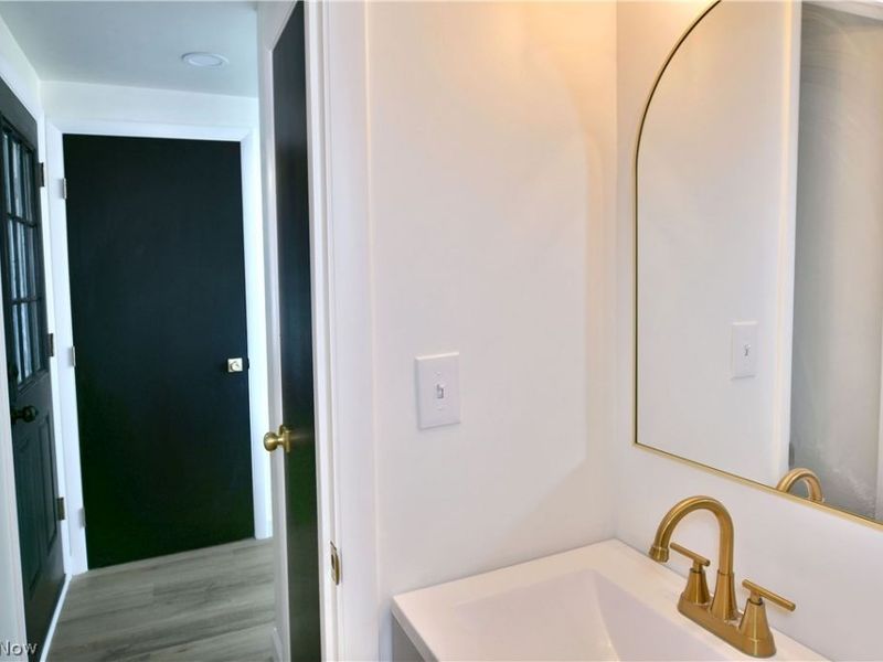 8351 Chesterton Drive, Youngstown, OH 44514 Photo 19