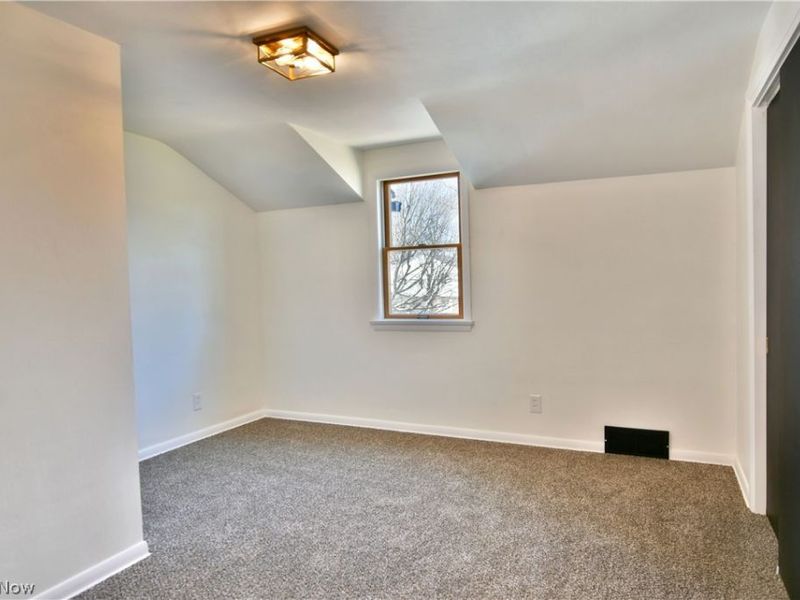 8351 Chesterton Drive, Youngstown, OH 44514 Photo 26