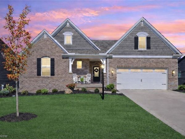 3183 Blossom Trail Road, Brunswick, OH 44212